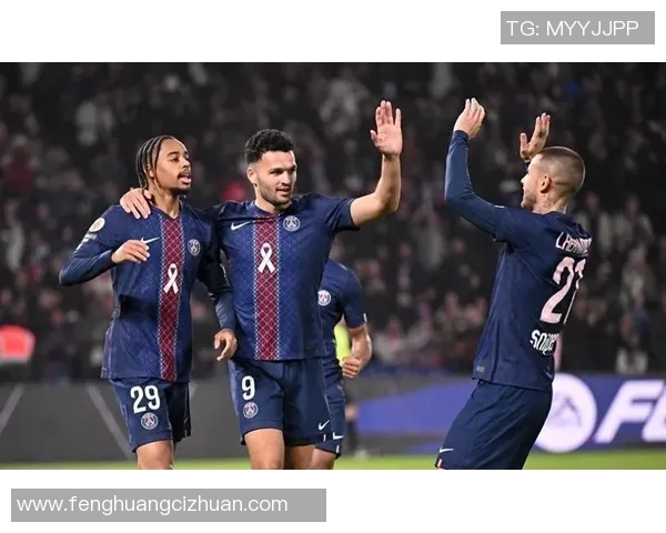 英超激战那不勒斯逆转巴黎圣日耳曼绝杀瞬间震撼全场引发转会热议 英超激战那不勒斯逆转巴黎圣日耳曼绝杀瞬间震撼全场引发转会热议